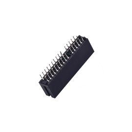 単一の列WCONはポストの黄銅PA66 ULが付いている60Pすくいのタイプ コネクターに細長い穴をつける