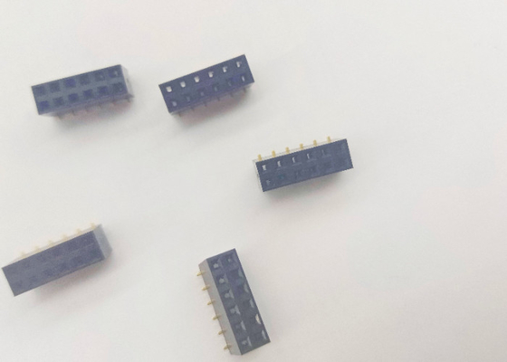 SMTのタイプ直角PA 9Tのプラスチック2.54 Mmの女性ヘッダー