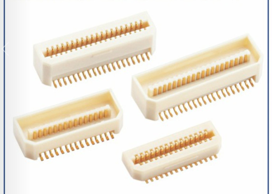 コネクターの蛍光体青銅0.8mmピッチに乗るPolyestor 4 Pin板